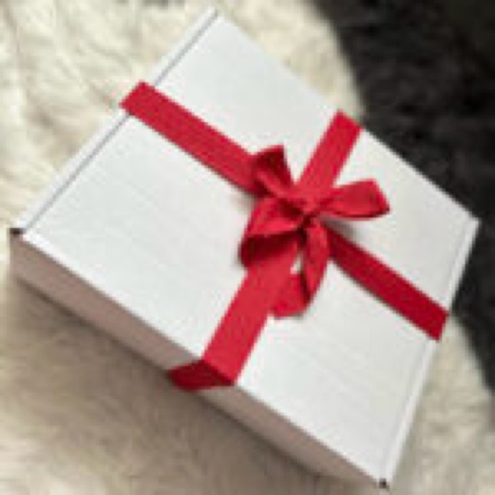 Women 3 items mystery box
